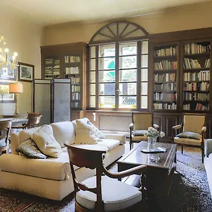  Apartment Ur-nest Strada Maggiore Italy
