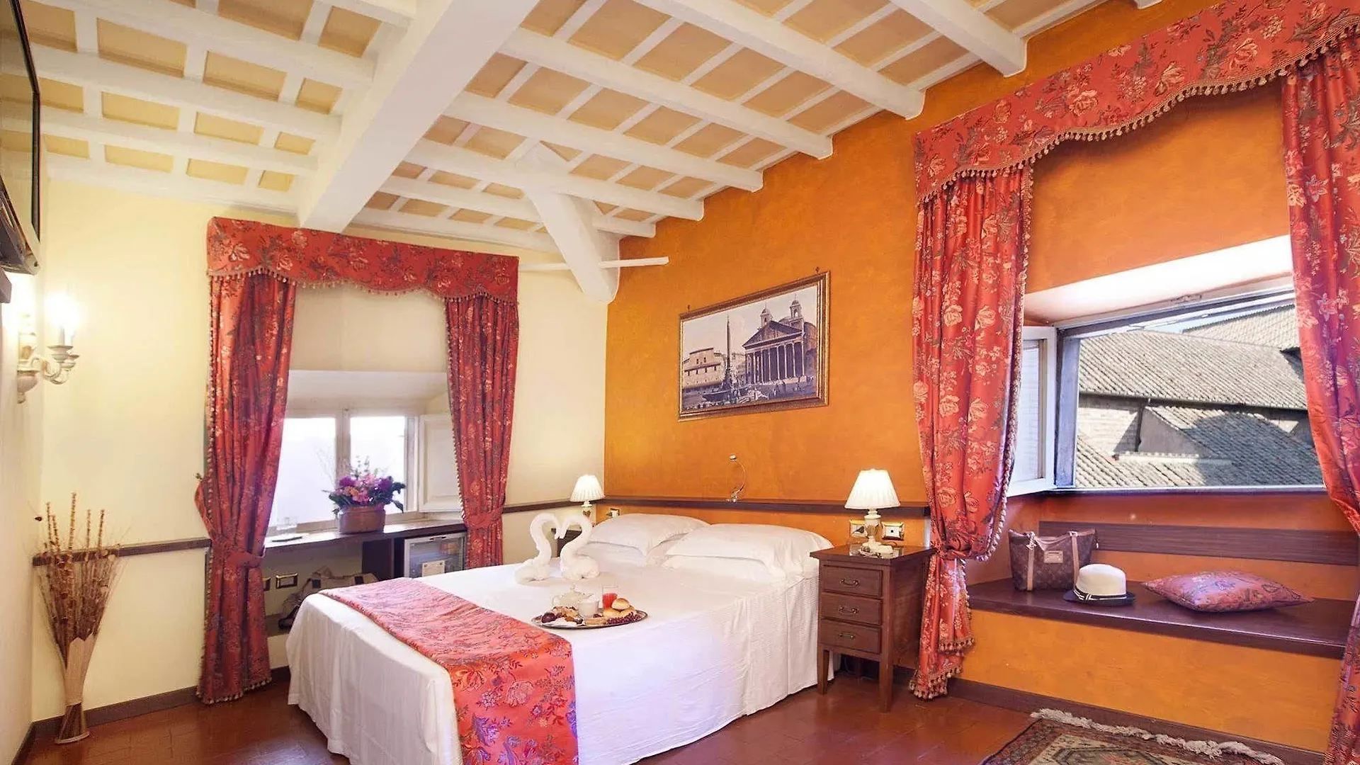 Pantheon Inn Rome