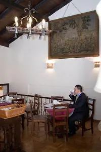 לינה וארוחת בוקר רומא Pantheon Inn
